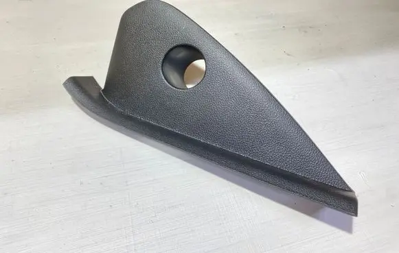 Ford Mustang VI Panel trim FR3B6304481A