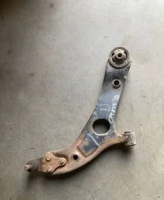 KIA Optima Front lower control arm/wishbone GJYK0
