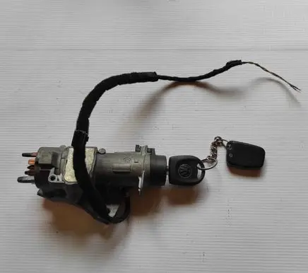 Volkswagen Transporter - Caravelle T5 Ignition lock 4B0905851