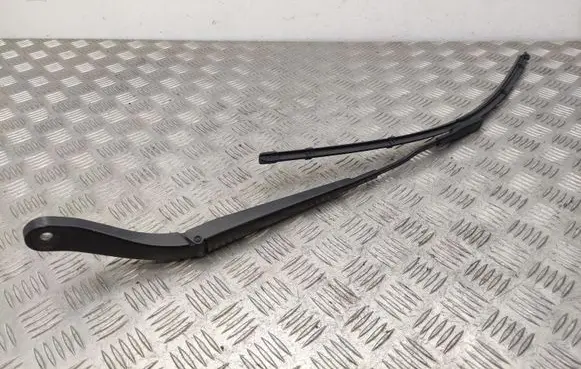 Ford C-MAX II Windshield/front glass wiper blade AM5117526AE
