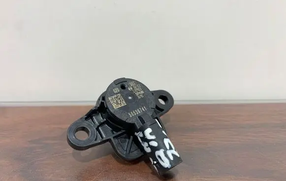 Alfa Romeo Stelvio Airbag deployment crash/impact sensor 50536741