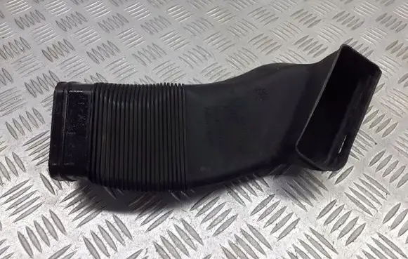 Audi A6 S6 C5 4B Air intake duct part 8D0129617E