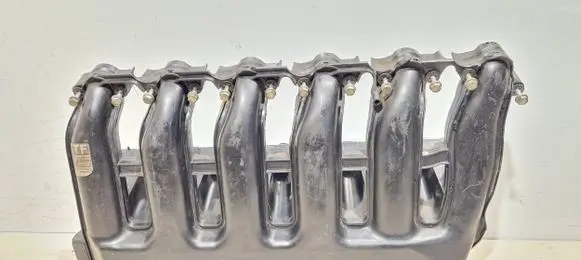 BMW 5 E60 E61 Intake manifold 7790700