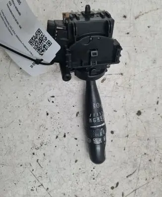 Toyota Corolla E120 E130 Wiper control stalk 173647