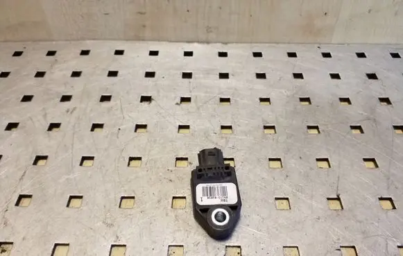 Toyota Corolla E120 E130 Airbag deployment crash/impact sensor 8917302030