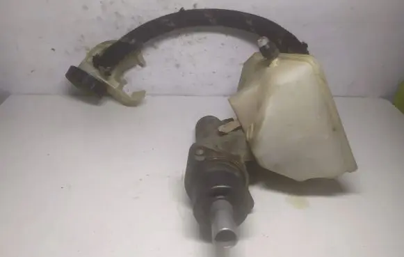 Peugeot Expert Master brake cylinder 311902