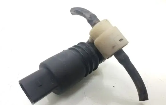 Audi A3 S3 8L Windscreen/windshield washer pump