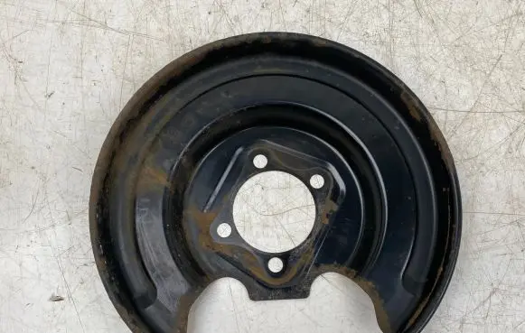 Toyota Prius (XW30) Rear brake disc plate dust cover 