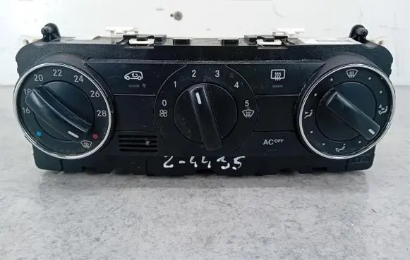Mercedes-Benz A W169 Climate control/heater control trim A1698300585