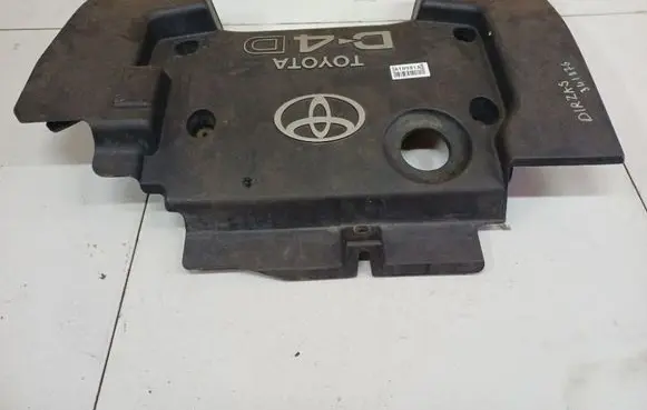 Toyota Corolla Verso AR10 Engine cover (trim)