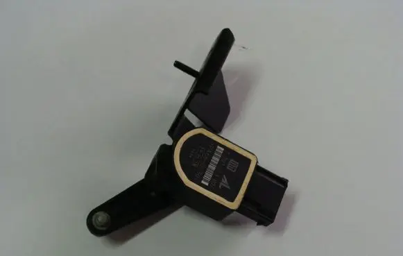Rear air suspension level height sensor