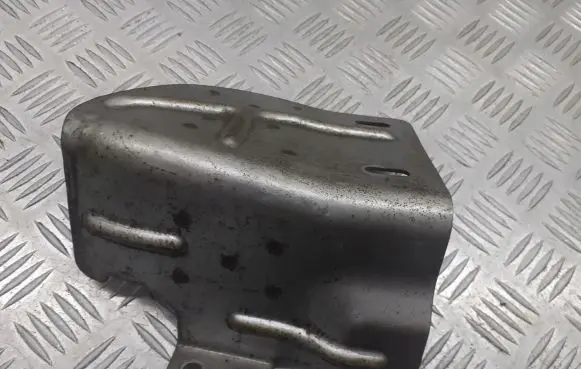Nissan Qashqai Exhaust heat shield