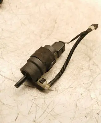 Audi A4 S4 B8 8K Windscreen/windshield washer pump 8K5955647