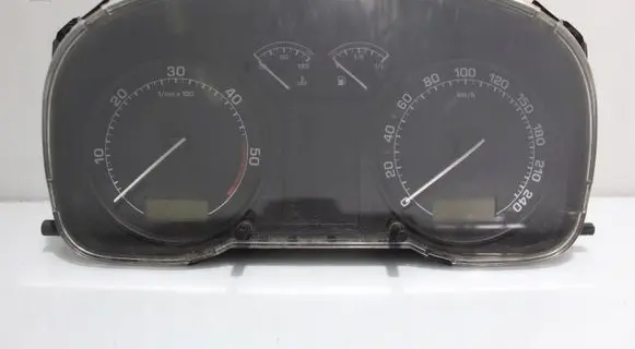 Skoda Octavia Mk2 (1Z) Speedometer (instrument cluster) 1U0920811