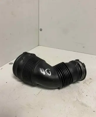 Audi A4 S4 B7 8E 8H Air intake hose/pipe 8E0129615K