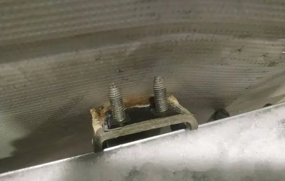 Peugeot 407 Tailgate/trunk/boot hinge 