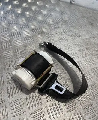 Audi A3 S3 8P Rear seatbelt 33030032