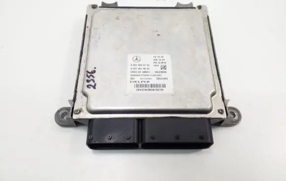 Mercedes-Benz E W212 Engine control unit/module A6519009102