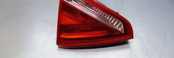 Audi S5 Tailgate rear/tail lights 8T0945093