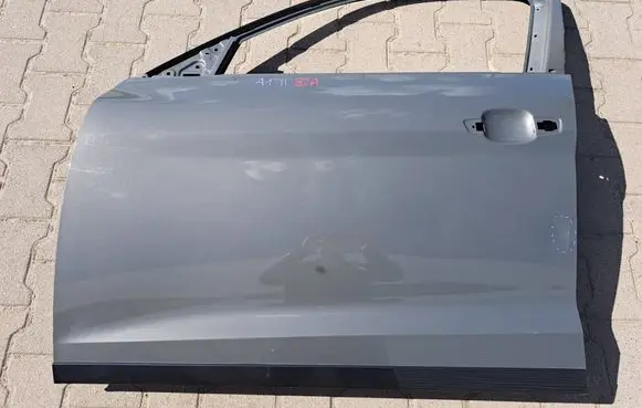 Audi A1 Front door 82G831311