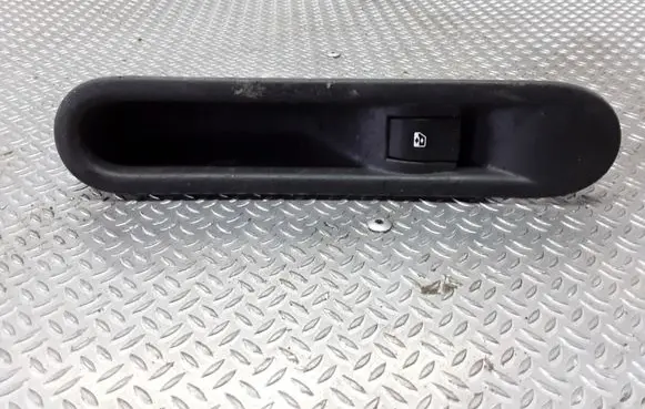 Renault Espace - Grand espace IV Electric window control switch 8200012263