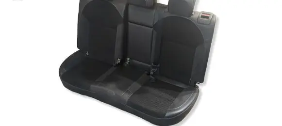 Citroen C4 II Second row seats 