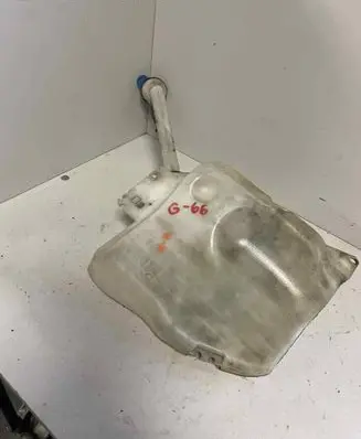 Nissan Qashqai Windshield washer fluid reservoir/tank 28910JD900