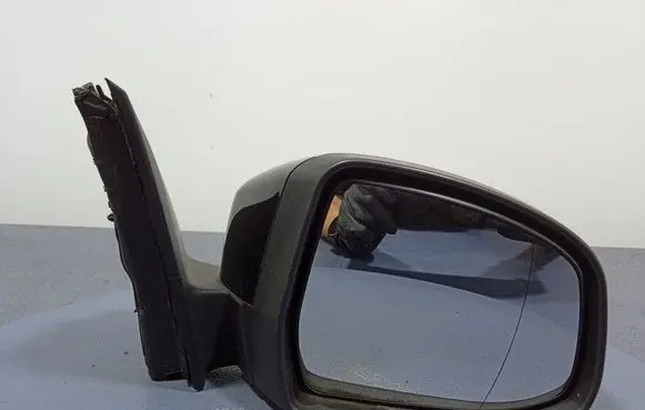 Ford Focus ST Front door electric wing mirror 