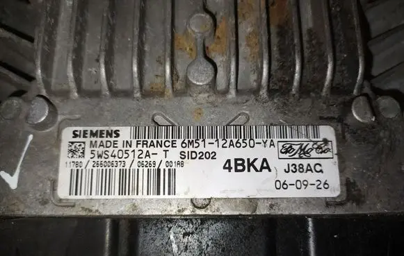 Ford Focus Engine control unit/module 5WS40512AT