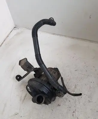 Audi A4 S4 B6 8E 8H Secondary air pump 8E0906613D