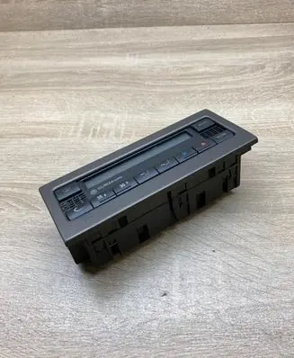 Volkswagen PASSAT B5 Climate control unit 3B1907044K