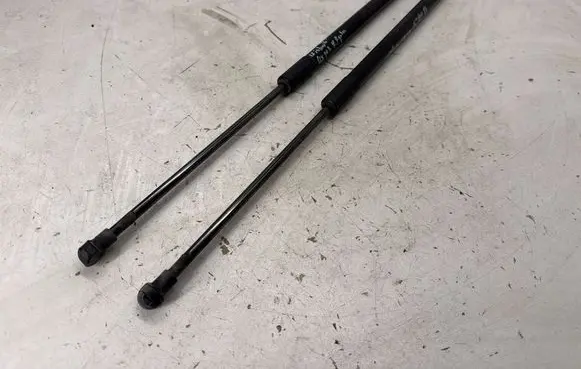 Infiniti QX30 Tailgate/trunk strut/damper 904515DA0A 904505DA0A