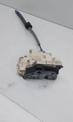 Audi A3 S3 8V Rear door lock 4G0839016