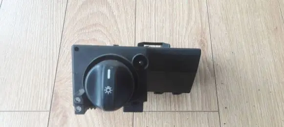 Mercedes-Benz E W210 Light switch 2105451104