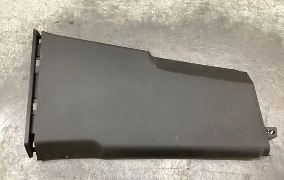 Skoda Superb B8 (3V) (B) pillar trim (bottom) 3V0867282B 3V2867282BS