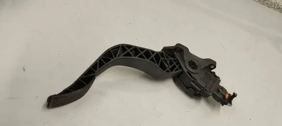 Citroen C3 Aircross Accelerator throttle pedal 9835904680