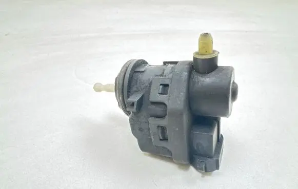 Renault Espace III Headlight level adjustment motor 7700420736 00787840
