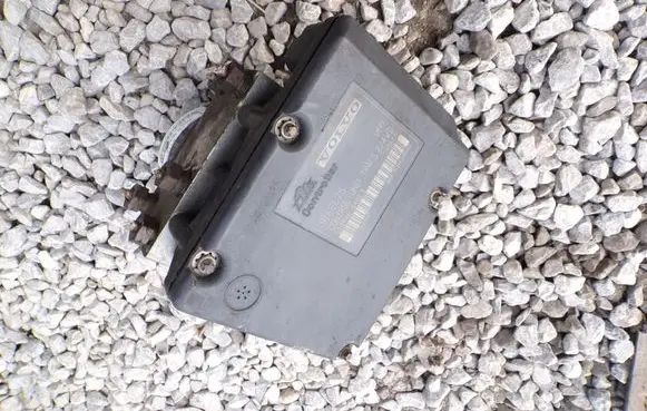Volvo S70 V70 V70 XC ABS Pump