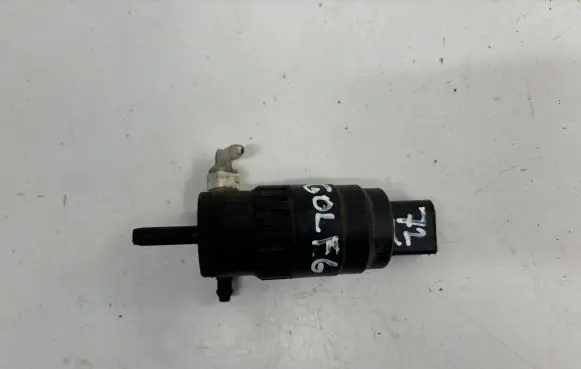 Volkswagen Golf VI Windscreen/windshield washer pump 1K6955651