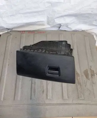 BMW 5 F10 F11 Glove box 51169173907