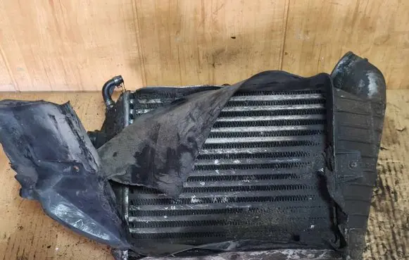 Audi A6 S6 C4 4A Intercooler radiator 