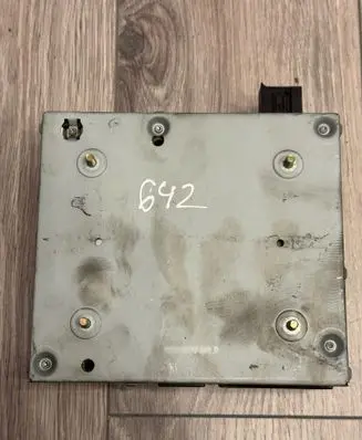 Mercedes-Benz E W211 Sound amplifier A2118206889 6004D6021024962 21024962
