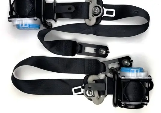 Mazda 3 III Front seatbelt TKAH2EH959 TKAH2EH958