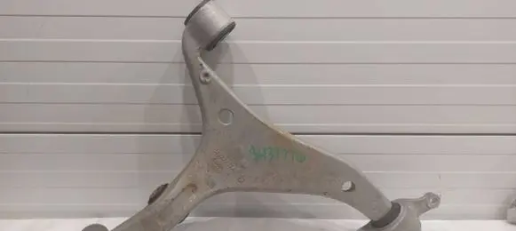 Dodge Durango Front lower control arm/wishbone 04877717AB