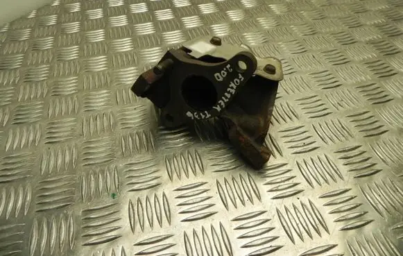 Subaru Forester SJ Engine mounting bracket VD11770