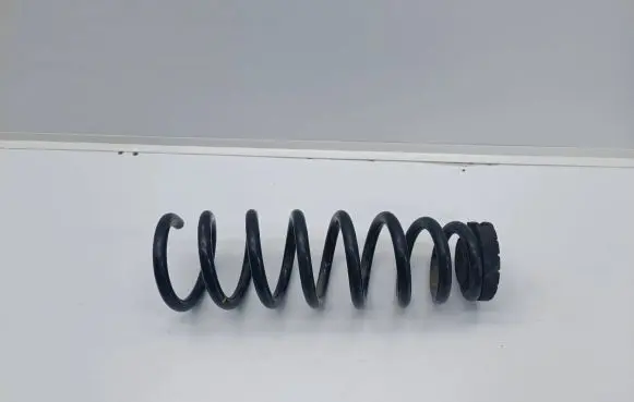 KIA Sportage Rear coil spring 55330R2CA0