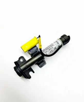 BMW X6 G06 Bonnet Pedestrian Airbag Actuator 0589P1000095 2806P1004817