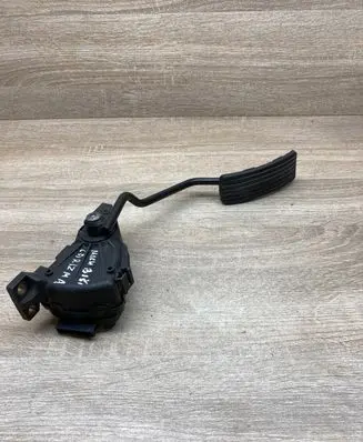 Volvo S40, V40 Accelerator throttle pedal 30865642 M865642