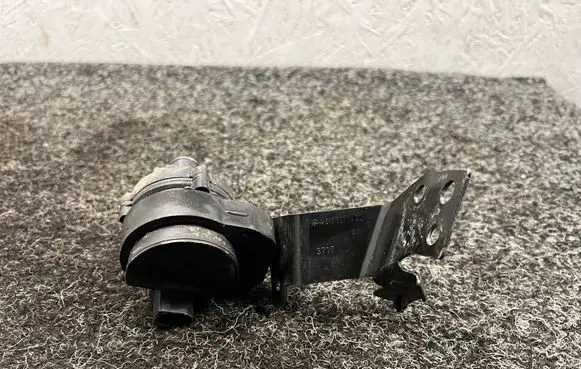 Mercedes-Benz E W213 Electric auxiliary coolant/water pump A2118350028 A2135010420