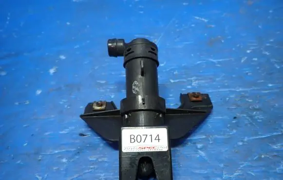 Lexus RX 330 - 350 - 400H Headlight washer spray nozzle 77891